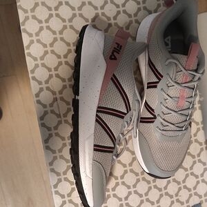Fila Women's Athletic Shoes in Gray, Pink, and Black